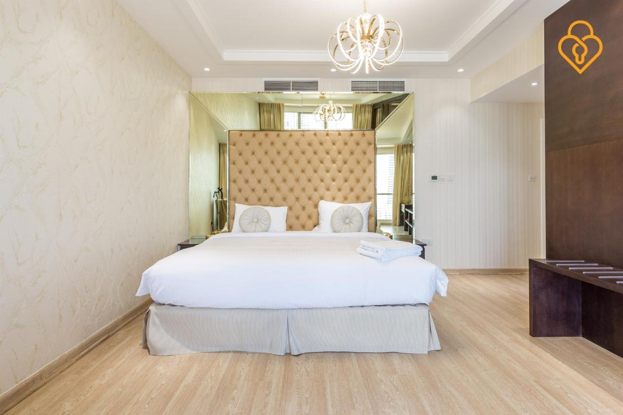 Keysplease Luxury 3 B/R Fountain View Apt, Downtown Dubai *