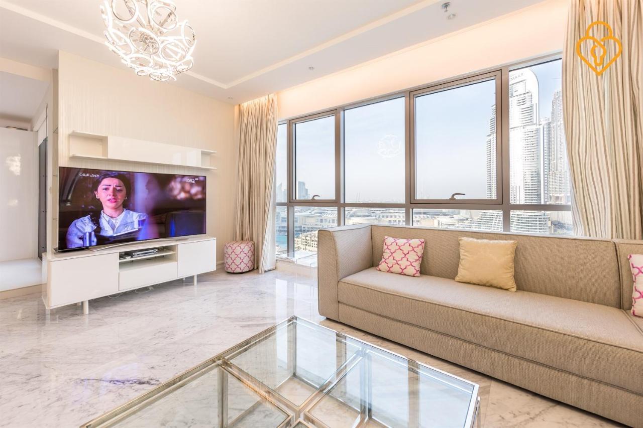 Keysplease Luxury 3 B/R Fountain View Apt, Downtown Dubai *
