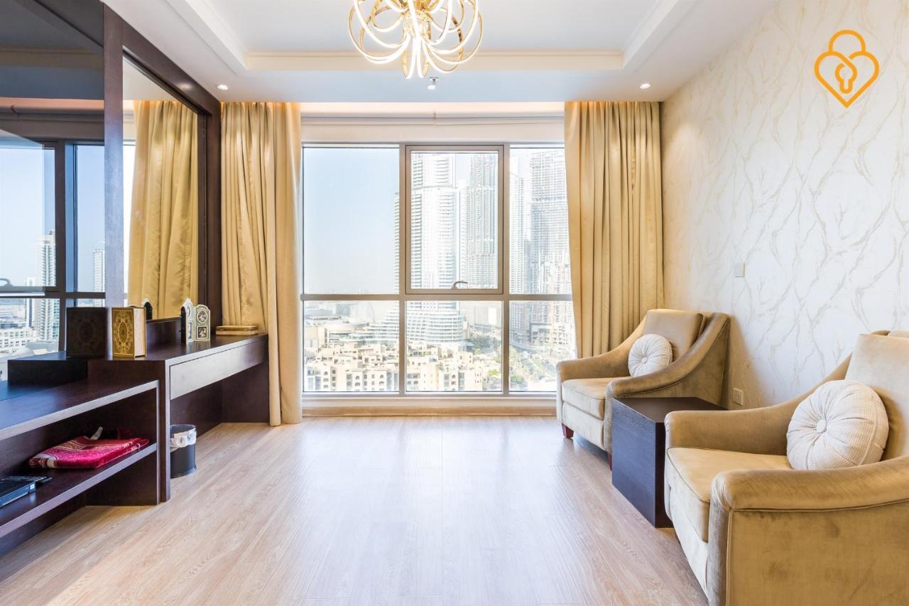Keysplease Luxury 3 B/R Fountain View Apt, Downtown Dubai *